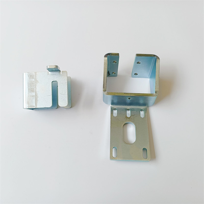 Pièces d'emboutissage d'automobile en laiton avec chrome/électrophorèse GBT24001