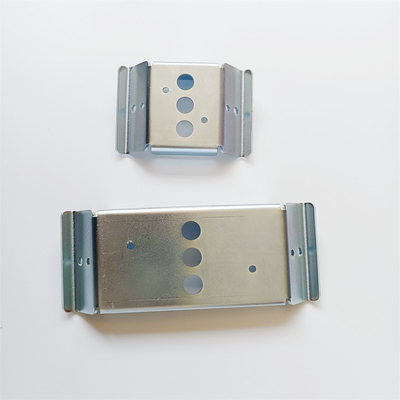 Pièces faites sur commande de fabrication de tôle de matériel pour la clôture de boîte